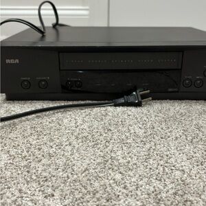 Vintage and Rare RCA VHS Player (WORKS!!) No Remote, RCA Cable Included